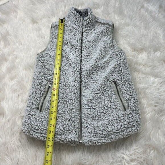Thread Supply Womens Sherpa Vest Full Zip Size XS Pockets Oatmeal Fluffy Fleece - Picture 5 of 10